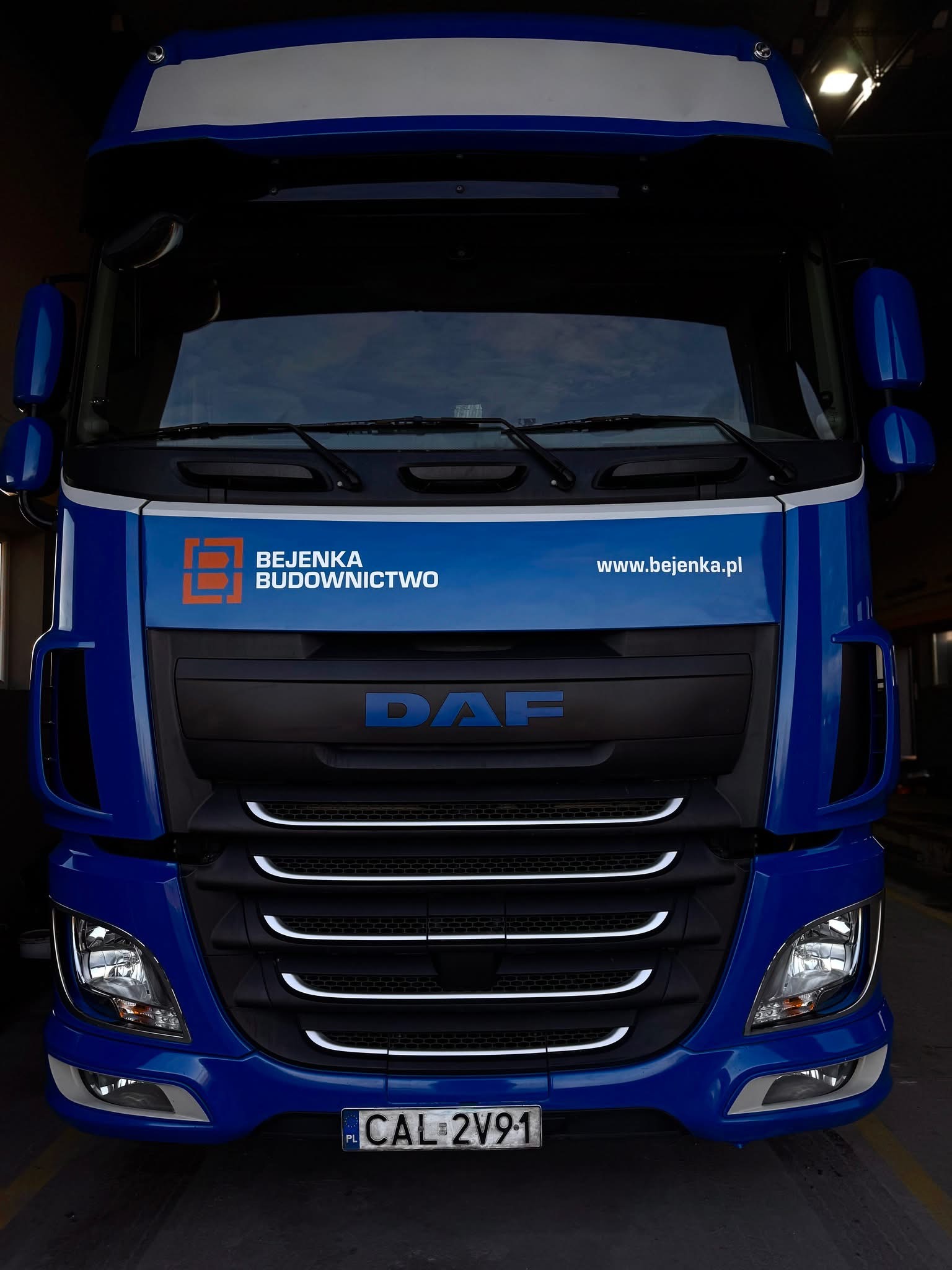 Realizacja oklejania pojazdu 02